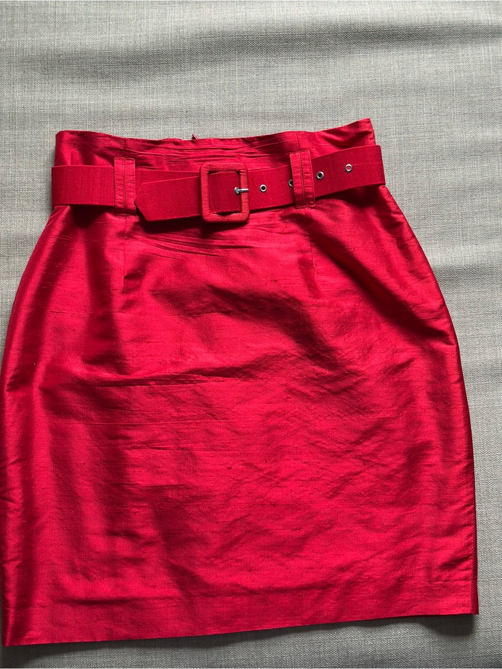 Rare Vintage Trucco 100% Spanish Silk High-Waist Red Belted Pencil Skirt